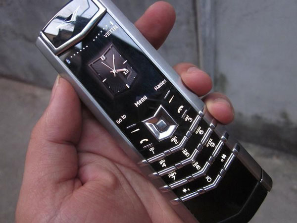 ven-man-su-that-dang-sau-nhung-chiec-vertu-fake-gia-re-tren-thi-truong-01.jpg