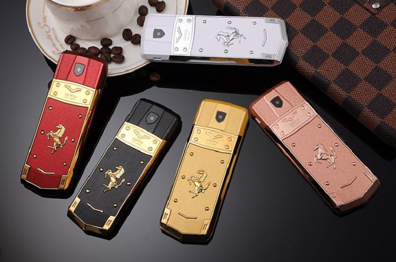 vertu-fake-1.jpg