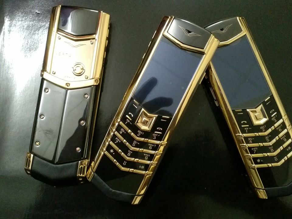 vertu-fake-2.jpg